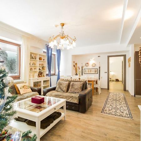Charming 3-Bedroom Apartment Poiana Brasov Exterior foto